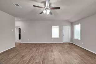 11331 Dawn Beach Ln, Conroe, TX 77304 - Photo 19