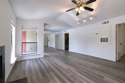 2025 Augusta Drive #304, Houston, TX 77057 - Photo 11