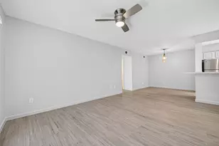 1311 Antoine Dr, Houston, TX 77055 - Photo 7