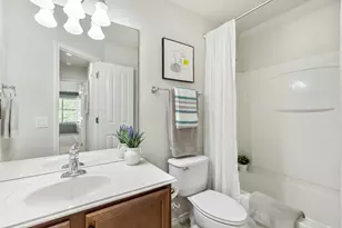 13600 Breton Ridge St, Houston, TX 77070 - Photo 19
