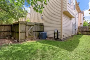 2232 Naomi St St, Houston, TX 77054 - Photo 17
