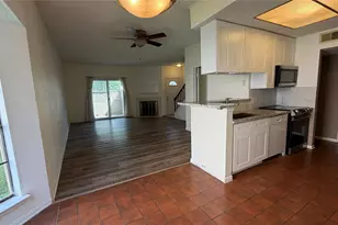 800 Country Pl Dr, Houston, TX 77079 - Photo 9