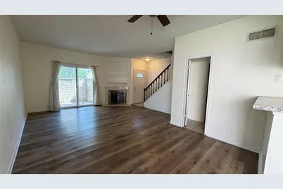 800 Country Place Drive #205, Houston, TX 77079 - Photo 7