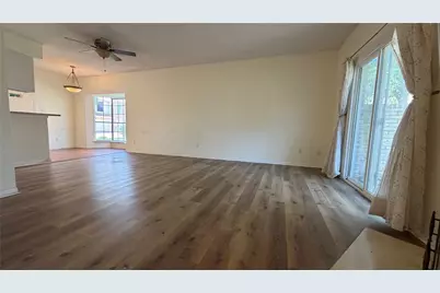 800 Country Place Drive #205, Houston, TX 77079 - Photo 13