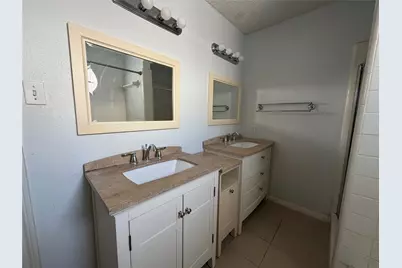 800 Country Place Drive #205, Houston, TX 77079 - Photo 17