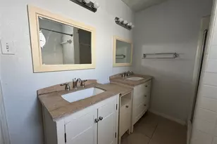 800 Country Pl Dr, Houston, TX 77079 - Photo 17
