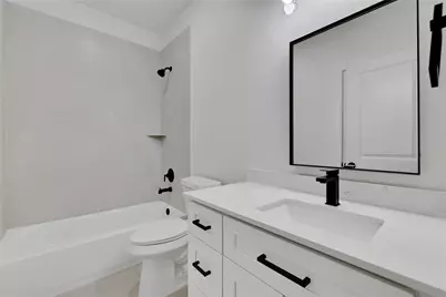 2613 Delafield Street #2, Houston, TX 77023 - Photo 13