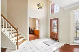 24 Dover Dr, Conroe, TX 77304 - Photo 3