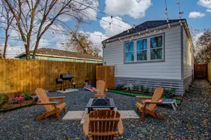 1415 E 31st St, Houston, TX 77022 - Photo 37