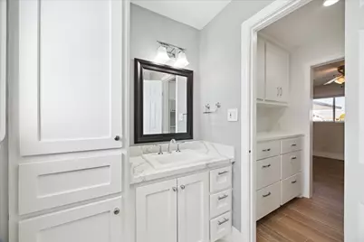 4530 T C Jester Boulevard, Houston, TX 77018 - Photo 9