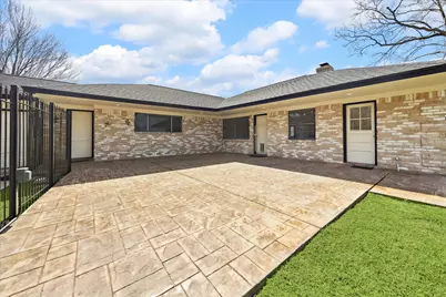 4530 T C Jester Boulevard, Houston, TX 77018 - Photo 23