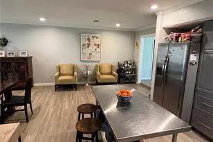 122 Albacore Ave, Galveston, TX 77550 - Photo 3