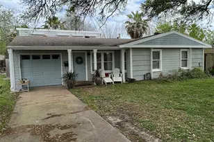 122 Albacore Ave, Galveston, TX 77550 - Photo 15