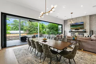 1011 Wynnwood Ln, Houston, TX 77008 - Photo 1