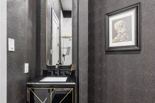 1011 Wynnwood Ln, Houston, TX 77008 - Photo 7