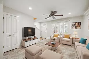 515 Tallowood Rd, Houston, TX 77024 - Photo 3