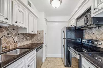 515 Tallowood Road #50, Houston, TX 77024 - Photo 9