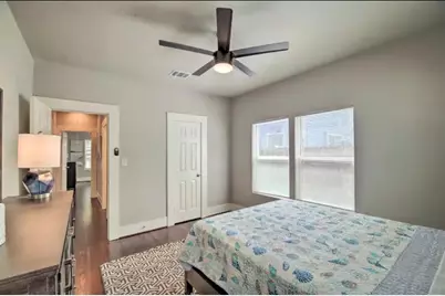 5224 Leeland Street, Houston, TX 77023 - Photo 13