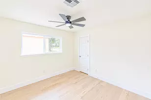 8002 Candle Ln, Houston, TX 77071 - Photo 19