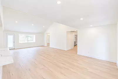 8002 Candle Lane, Houston, TX 77071 - Photo 17