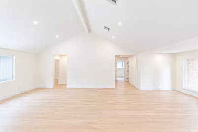 8002 Candle Lane, Houston, TX 77071 - Photo 11
