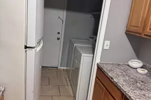 5308 S Pleasant Valley Rd, Austin, TX 78744 - Photo 7