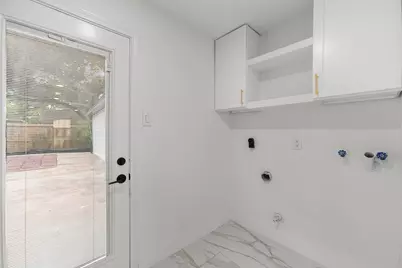 28923 Pine Hill Drive, Shenandoah, TX 77381 - Photo 15