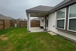 9214 Melmack Dr, Rosharon, TX 77583 - Photo 13