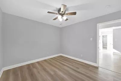 146 W Woodstock Circle Drive, The Woodlands, TX 77381 - Photo 31
