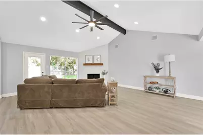 146 W Woodstock Circle Drive, The Woodlands, TX 77381 - Photo 15