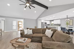 146 W Woodstock Cir Dr, Spring, TX 77381 - Photo 13