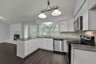 11415 Waxwood Drive, Houston, TX 77089 - Photo 11