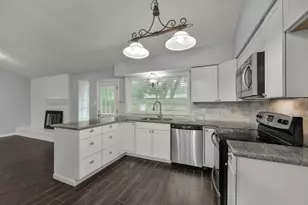 11415 Waxwood Dr, Houston, TX 77089 - Photo 11