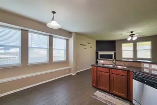 805 Arlington Pointe Dr, League City, TX 77573 - Photo 15