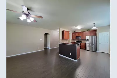 805 Arlington Pointe Drive, League City, TX 77573 - Photo 9