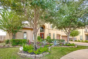 2914 Cotswold Lane, Sugar Land, TX 77479 - Photo 3