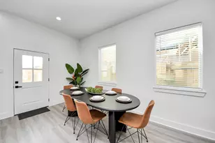 8533 Amadwe St, Houston, TX 77051 - Photo 9