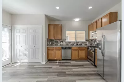 20702 Settlers Lake Circle N, Katy, TX 77449 - Photo 9