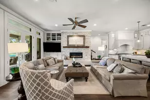 22 Laurenhurst Ct, Houston, TX 77043 - Photo 7