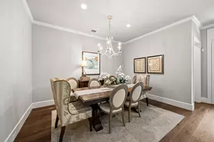 22 Laurenhurst Ct, Houston, TX 77043 - Photo 9