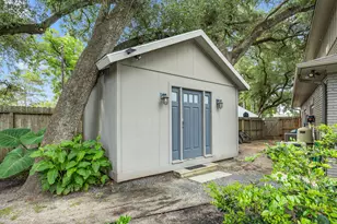 22 Laurenhurst Ct, Houston, TX 77043 - Photo 41
