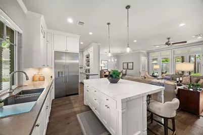 22 Laurenhurst Court, Houston, TX 77043 - Photo 11