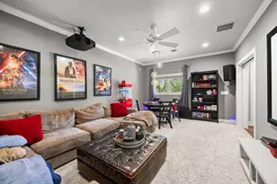 22 Laurenhurst Ct, Houston, TX 77043 - Photo 31