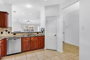 21742 Winsome Rose Ct, Cypress, TX 77433 - Photo 9