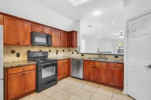 21742 Winsome Rose Ct, Cypress, TX 77433 - Photo 7