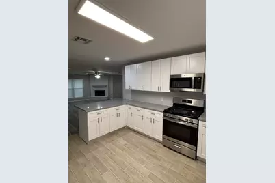 26019 Leafywood Drive, Spring, TX 77386 - Photo 7
