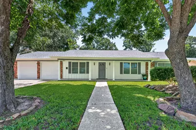 802 W Sterling Street, Baytown, TX 77520 - Photo 1