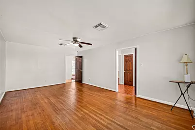 802 W Sterling Street, Baytown, TX 77520 - Photo 11