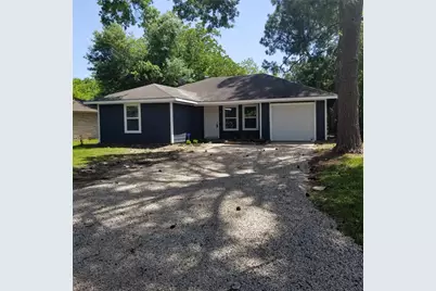 5910 Van Fleet Street, Houston, TX 77033 - Photo 1