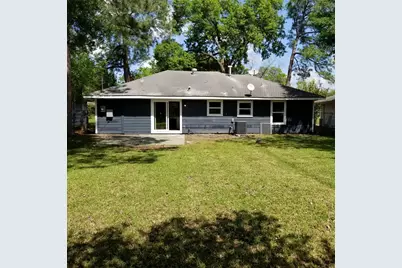 5910 Van Fleet Street, Houston, TX 77033 - Photo 15